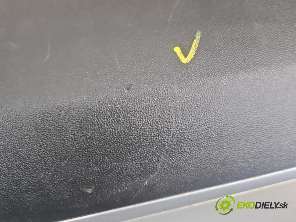 Fiat Punto Grande 1.4 16V 95 hp manual 70 kW 1368 cm3 3- kokpit,přistrojova deska