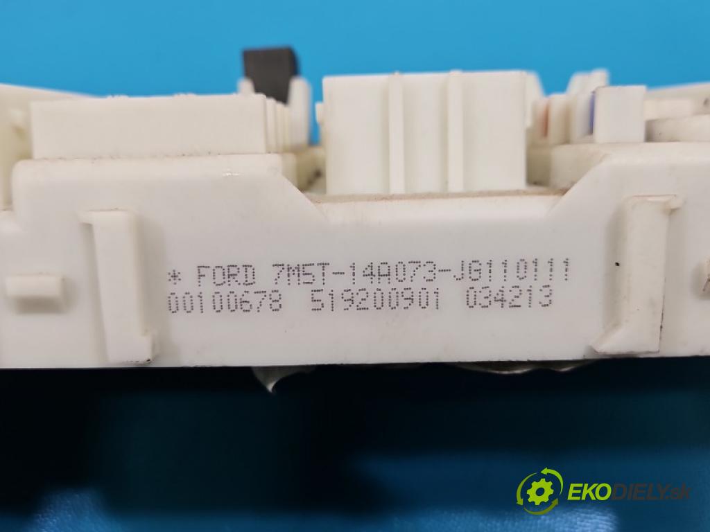Ford Kuga Mk1 2008-2013 2.0 TDCI 163 HP automatic 120 kW 1997 cm3 5- skrinka poistka 7M5T-14A073-JG110111 (Poistková skrinka)