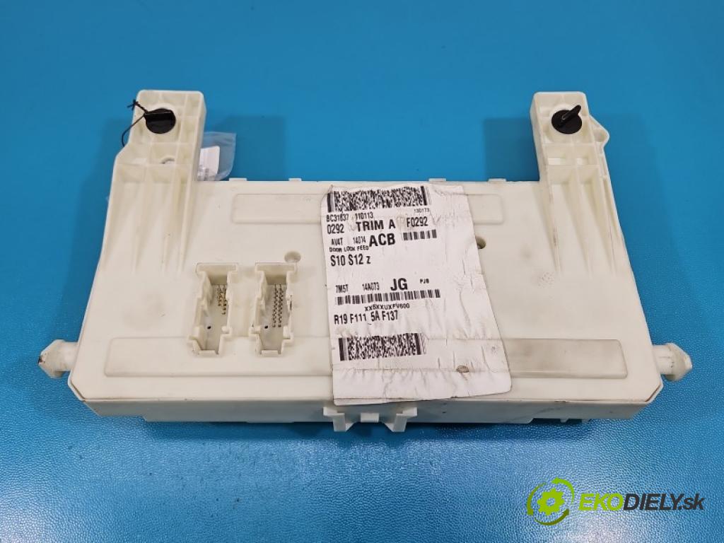 Ford Kuga Mk1 2008-2013 2.0 TDCI 163 HP automatic 120 kW 1997 cm3 5- skrinka poistka 7M5T-14A073-JG110111 (Poistková skrinka)