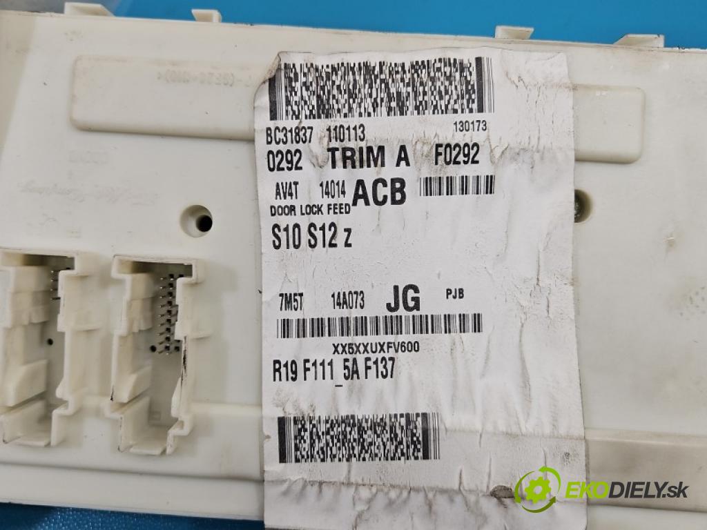Ford Kuga Mk1 2008-2013 2.0 TDCI 163 HP automatic 120 kW 1997 cm3 5- skrinka poistka 7M5T-14A073-JG110111 (Poistková skrinka)