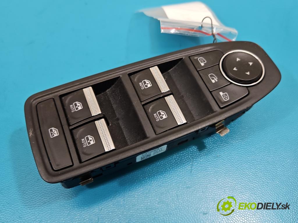 Renault Captur II 2019- 1.3 140 hp manual 103 kW 1332 cm3 5- Přepínač oken zpětných zrcátek P254107001R