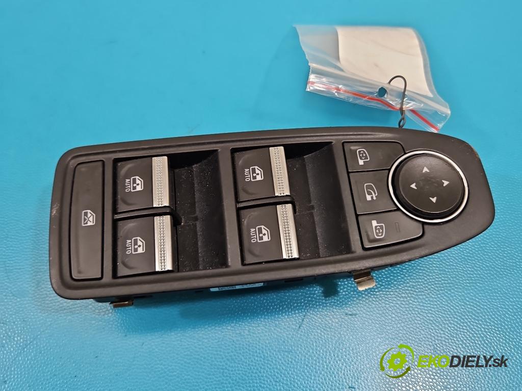 Renault Captur II 2019- 1.3 140 hp manual 103 kW 1332 cm3 5- Přepínač oken zpětných zrcátek P254107001R