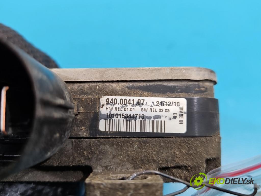 Ford Kuga Mk1 2008-2013 2.0 TDCI 163 HP automatic 120 kW 1997 cm3 5- Relé: ventilátoru 940004107