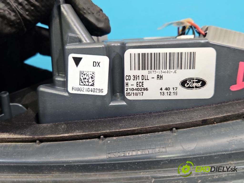 Ford Mondeo Mk5 2014-2022 2.0 tdci 150 HP manual 110.3 kW 1997 cm3 5- svetlo / reflektor zadné pravé kufrové dvere DS73-13A602-JE