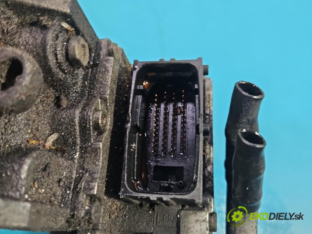 Opel Vectra C 2002-2008 2.0 dti 101 HP manual 74 kW 1995 cm3 4- čerpadlo vstrekovacia 0470504204 (Vstrekovacie čerpadlo)