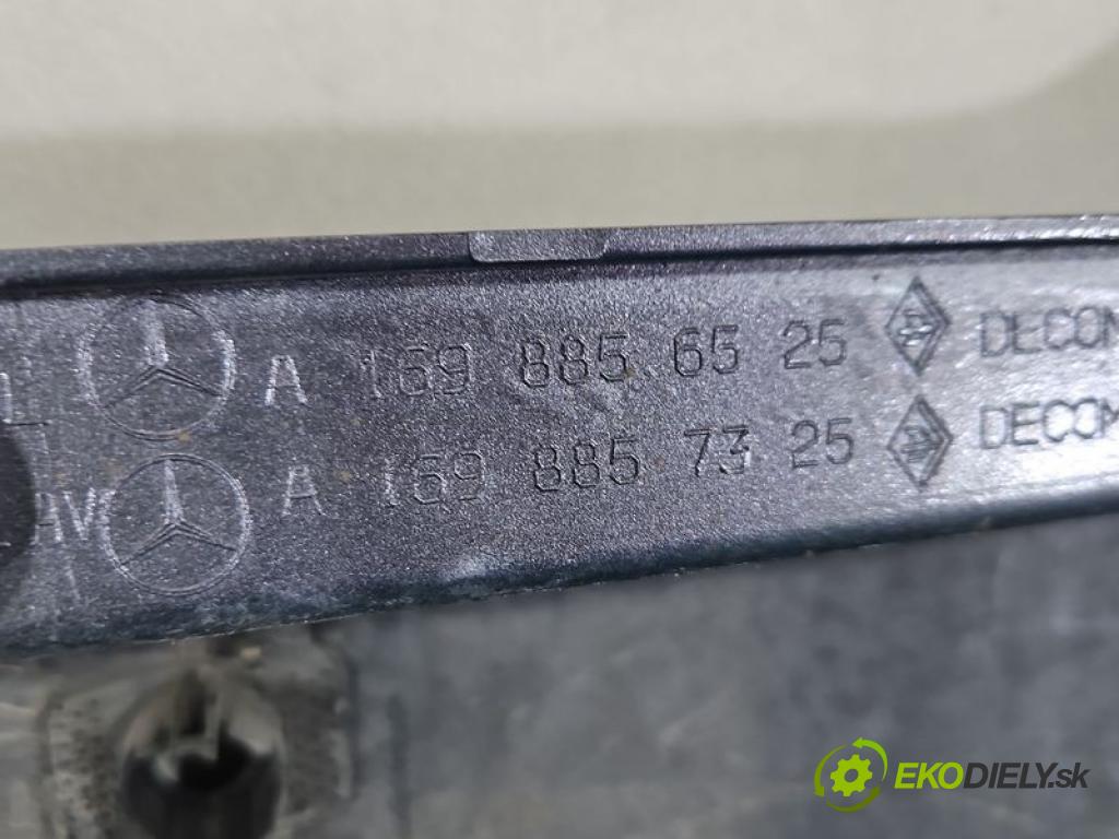 Mercedes A W169 2004-2012 2.0 cdi 109 hp manual 80 kW 1991 cm3 5- nárazník zadní (Klika dveří ostatní)
