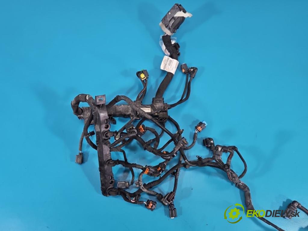 Toyota Proace City 1.2 110 HP manual 81 kW 1199 cm3 5- Zväzok: motora 9848660880