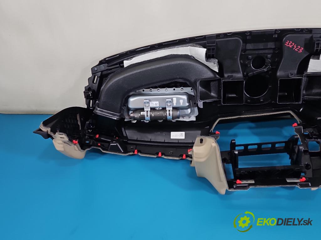 Bmw 5 F10 2010-2017 3.0d 204 hp manual 150 kW 2993 cm3 4- kokpit,přistrojova deska