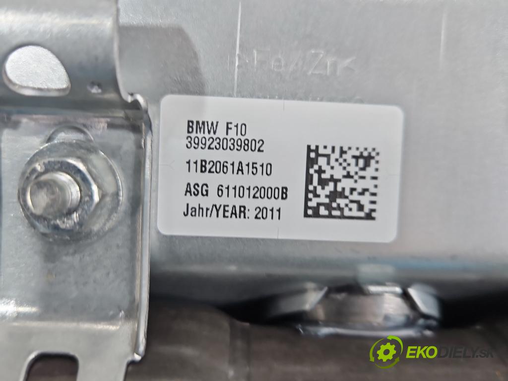 Bmw 5 F10 2010-2017 3.0d 204 hp manual 150 kW 2993 cm3 4- kokpit,přistrojova deska