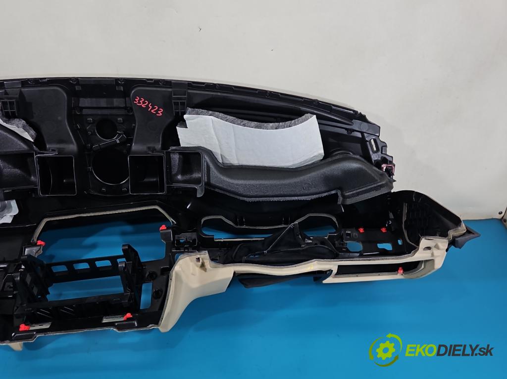 Bmw 5 F10 2010-2017 3.0d 204 hp manual 150 kW 2993 cm3 4- kokpit,přistrojova deska