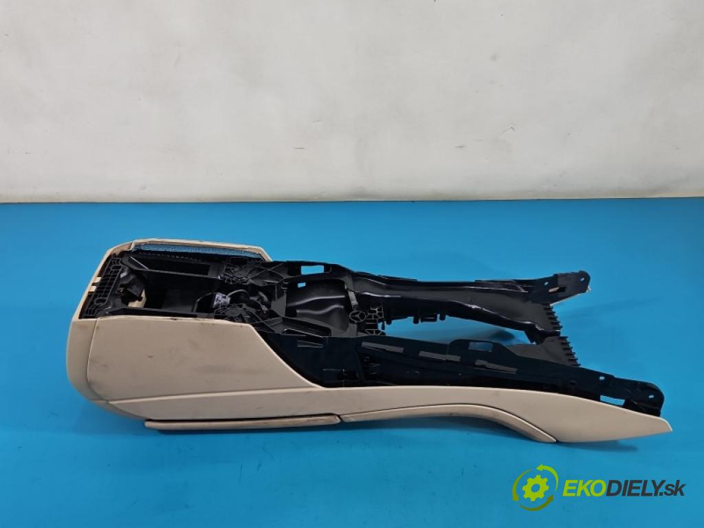 Bmw 5 F10 2010-2017 3.0d 204 hp manual 150 kW 2993 cm3 4- loketní opěrka 72458410 (Loketní opěrka)