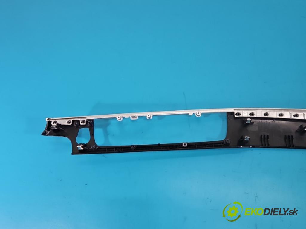 Bmw 5 F10 2010-2017 3.0d 204 HP manual 150 kW 2993 cm3 4- lišta ozdobná vnitŕní: 528506-10