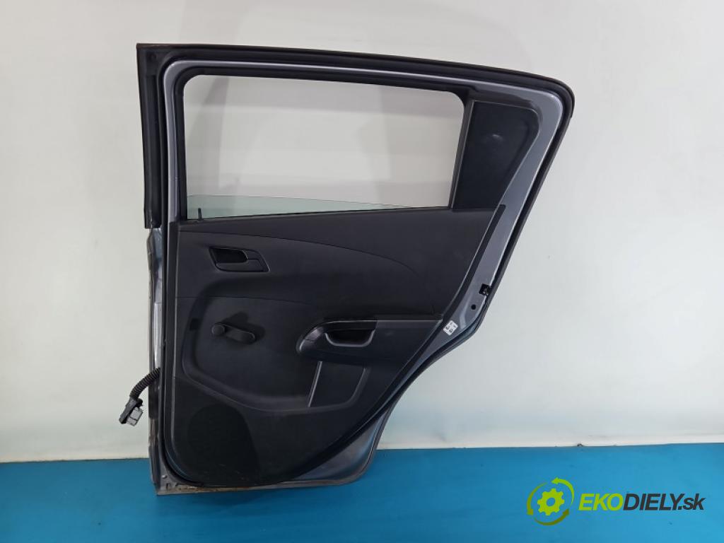 Chevrolet Aveo T300 2011-2014 1.2 16V A12XER: 86 HP manual 63 kW 1229 cm3 5- dvere zadné pravé  (Kľučka dverí ostatné)