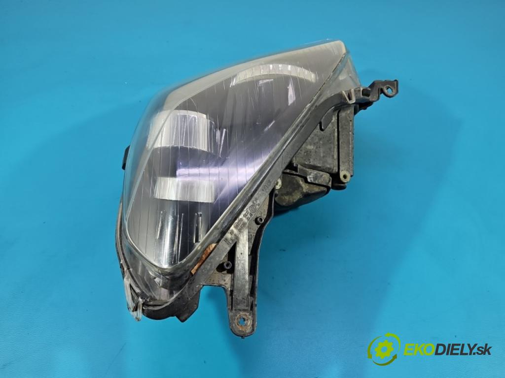 Opel Astra III 2004-2014 1.9 cdti 150 hp manual 110 kW 1910 cm3 5- světlo levý (Klika dveří ostatní)