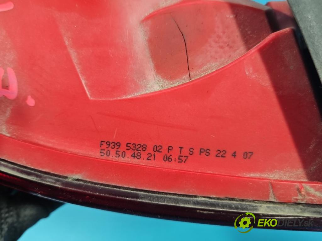 Alfa romeo 159 1.9 jtd 150 hp manual 110 kW 1910 cm3 4- světlo zadní levé blatník: 939532802