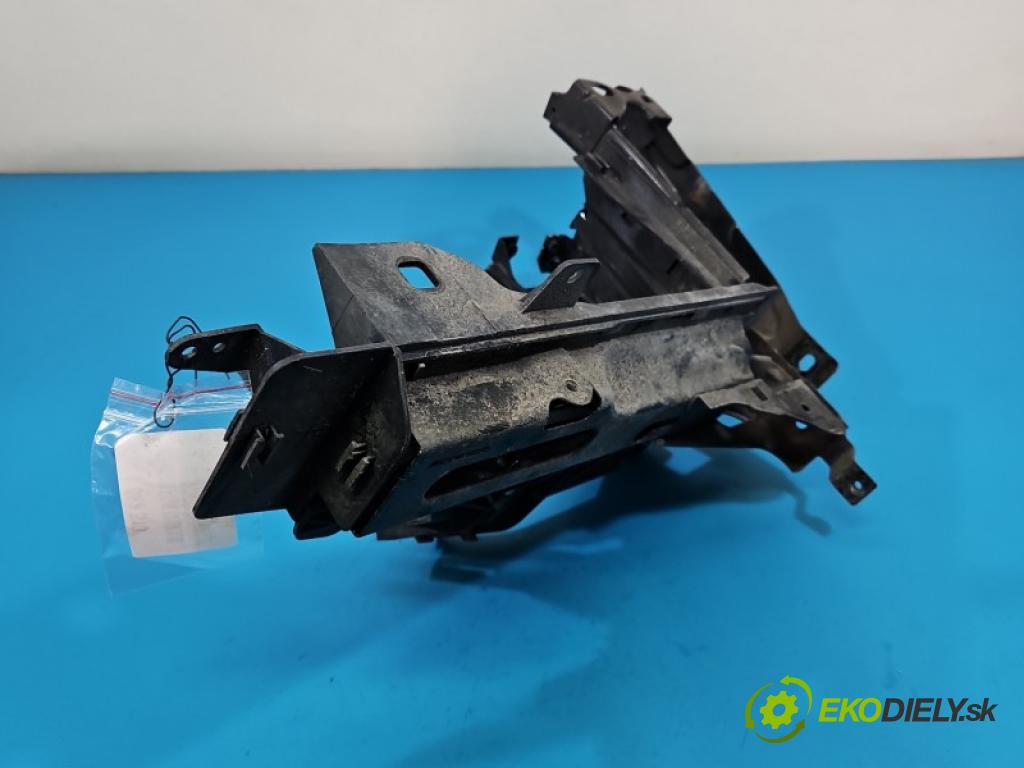 Bmw 5 F10 2010-2017 3.0d 204 HP manual 150 kW 2993 cm3 4- Upevnenie: 7200793