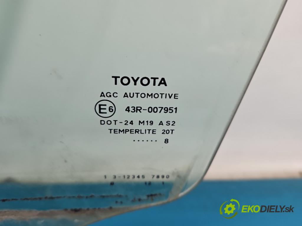 Toyota Auris I 2006-2013 1.4 vvti 97KM manual 71 kW 1398 cm3 5- sklo dveře přední levé