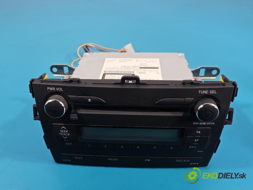 Toyota Corolla E15 2007-2014 1.6 vvti 132 hp manual 97 kW 1598 cm3 4- Radio továrna: 86120-02B70