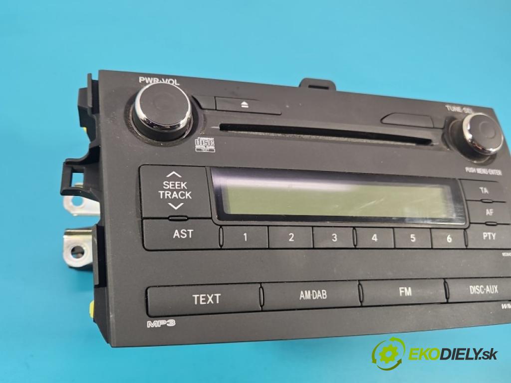 Toyota Corolla E15 2007-2014 1.6 vvti 132 hp manual 97 kW 1598 cm3 4- Radio továrna: 86120-02B70