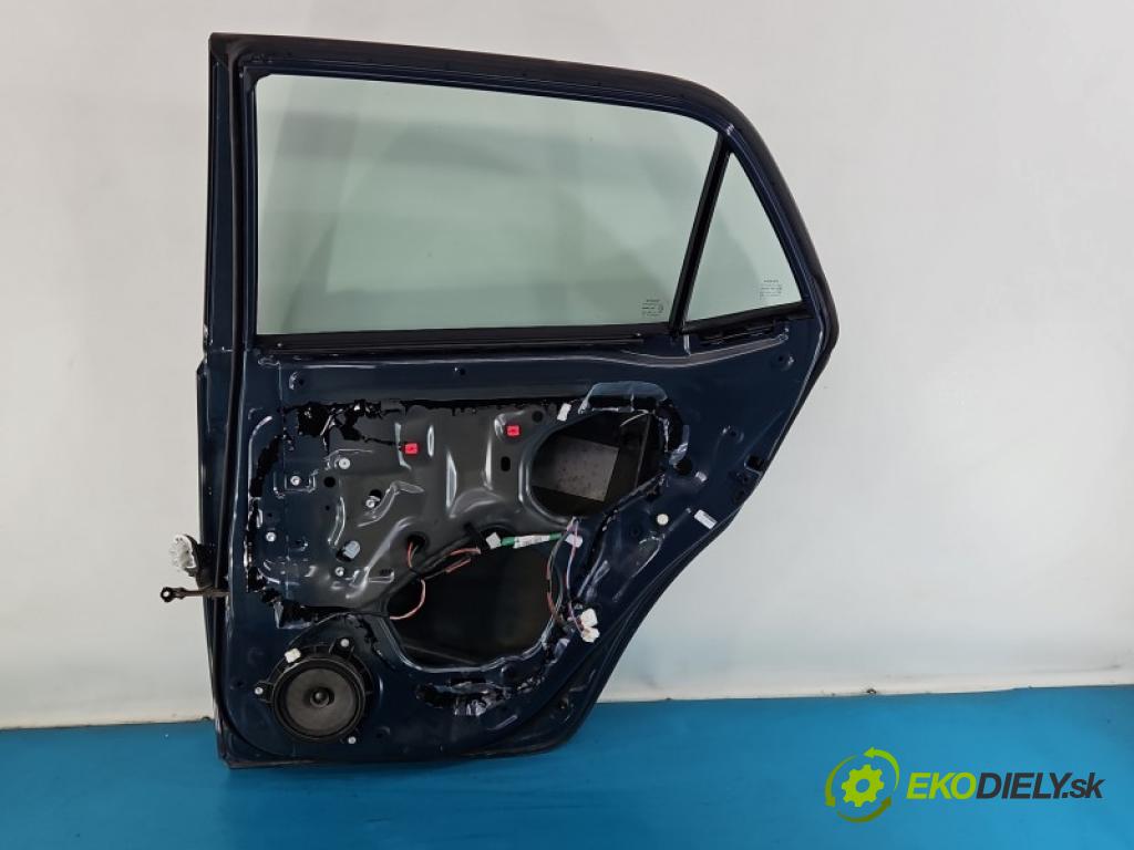 Toyota Auris I 2006-2013 1.4 vvti 97KM manual 71 kW 1398 cm3 5- dveře zadní pravé  (Klika dveří ostatní)