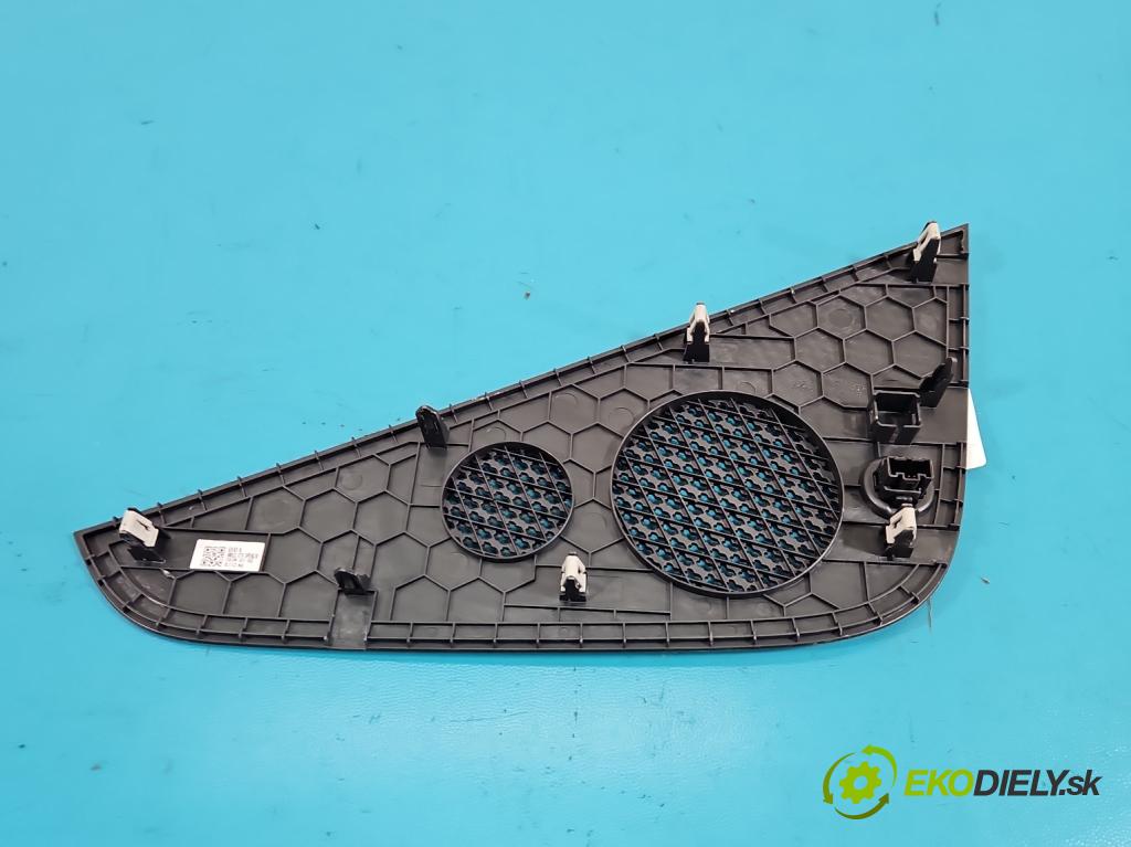Hyundai Elantra VII 2020- 1.6 16V manual 90.2 kW 1598 cm3 4- kryt plast 84716-AA000