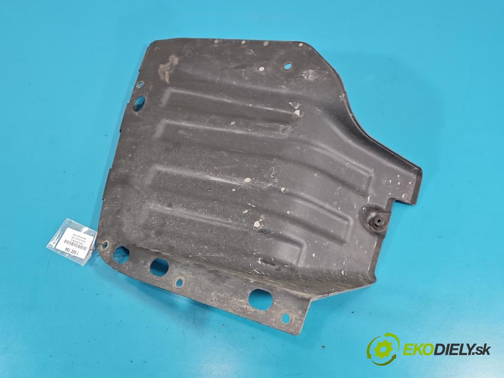 Hyundai Elantra VII 2020- 1.6 16V manual 90.2 kW 1598 cm3 4- kryt plast 86676-AAAA0
