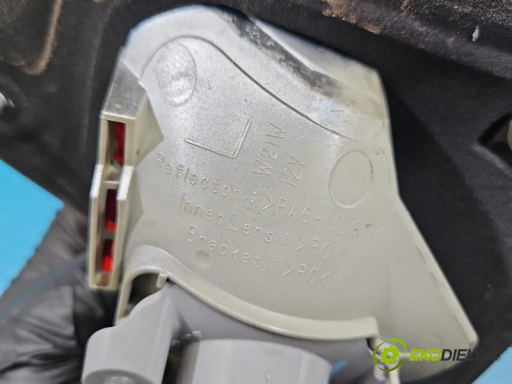 Toyota Corolla E15 2007-2014 1.6 vvti 132  HP manual 97 kW 1598 cm3 4- svetlo / reflektor zadné ľavé kufrové dvere