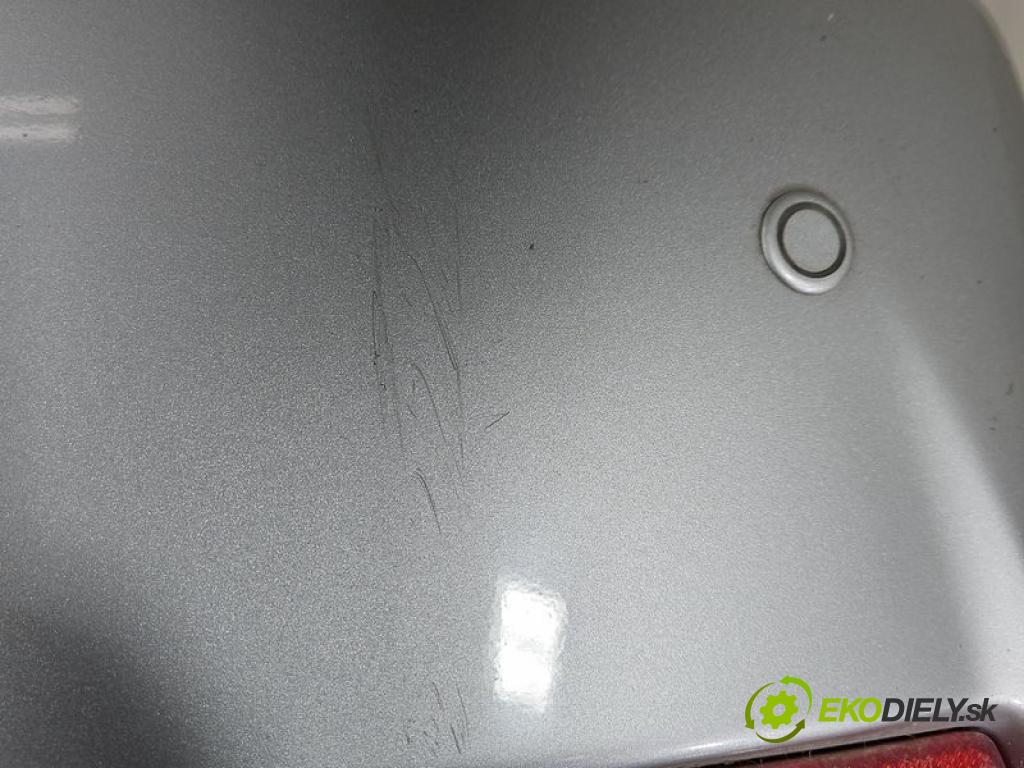 Toyota Corolla E15 2007-2014 1.6 vvti 132 HP manual 97 kW 1598 cm3 4- nárazník zadné 52159-12B30 (Kľučka dverí ostatné)