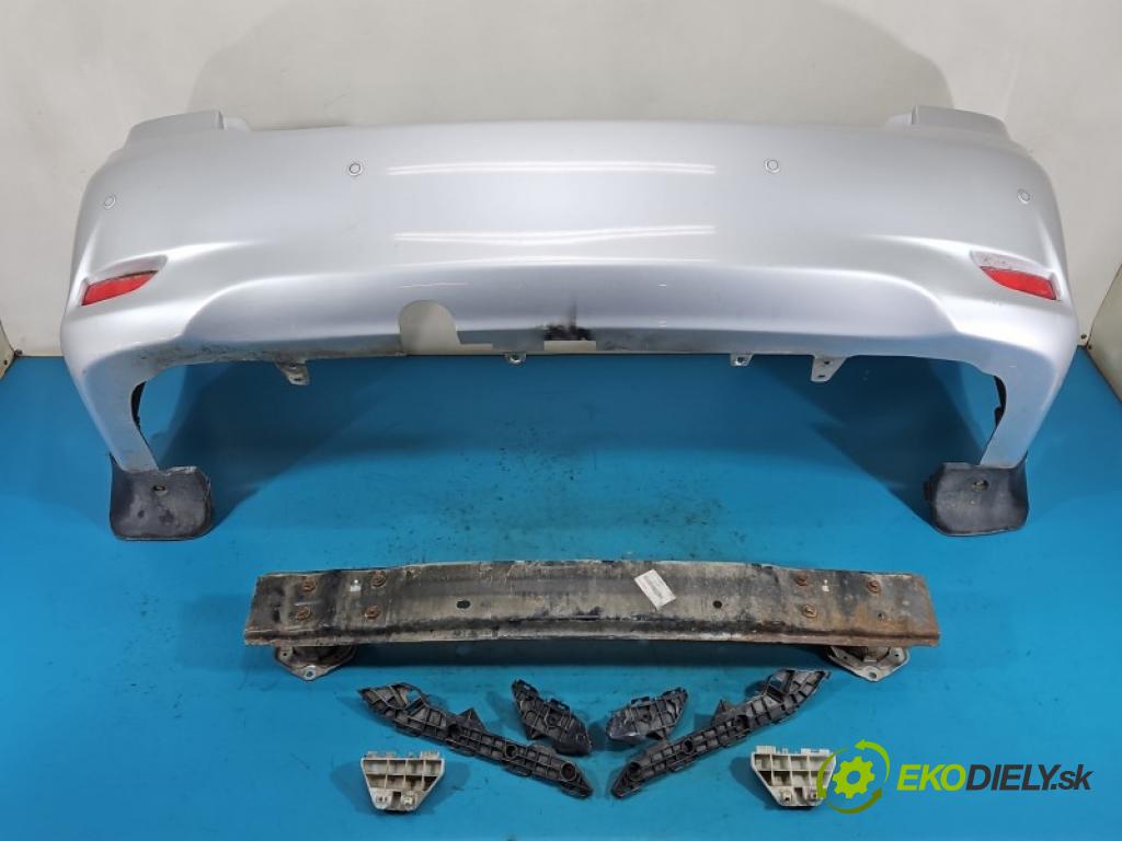 Toyota Corolla E15 2007-2014 1.6 vvti 132  HP manual 97 kW 1598 cm3 4- nárazník zadné 52159-12B30 (Kľučka dverí ostatné)