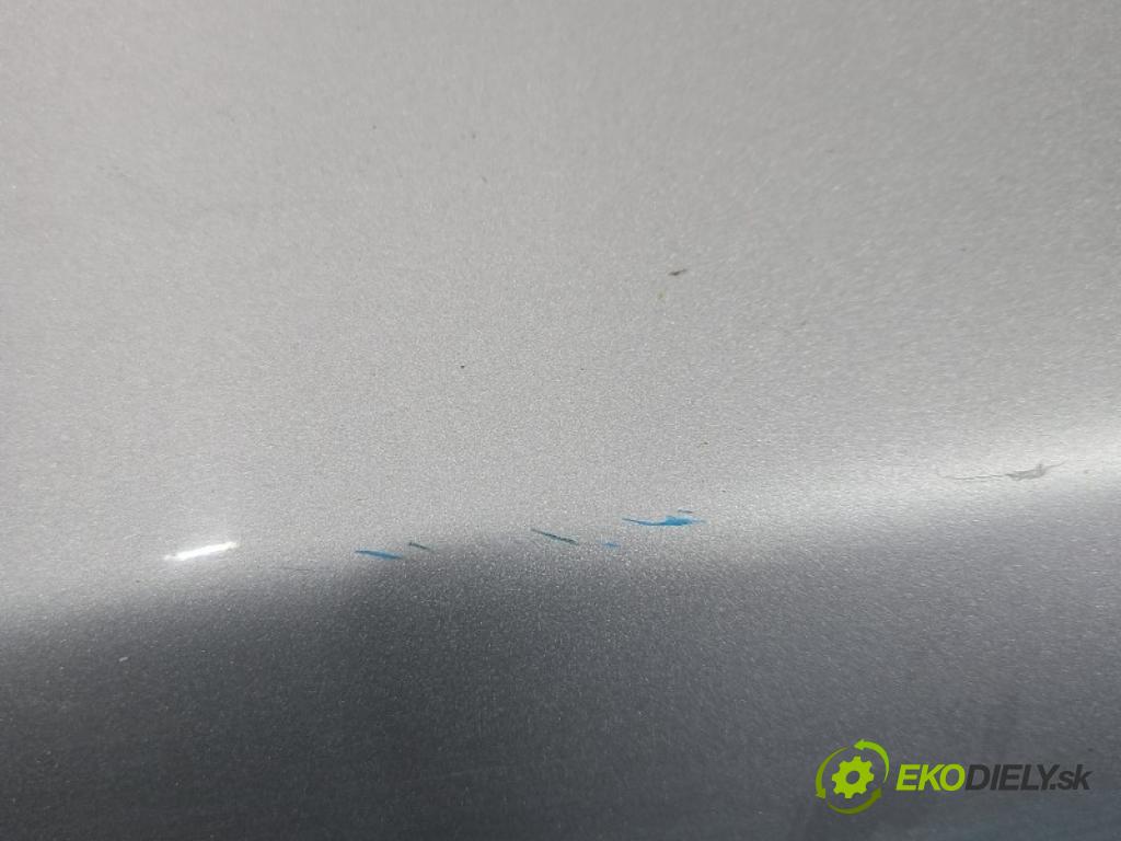 Toyota Corolla E15 2007-2014 1.6 vvti 132 HP manual 97 kW 1598 cm3 4- nárazník zadné 52159-12B30 (Kľučka dverí ostatné)
