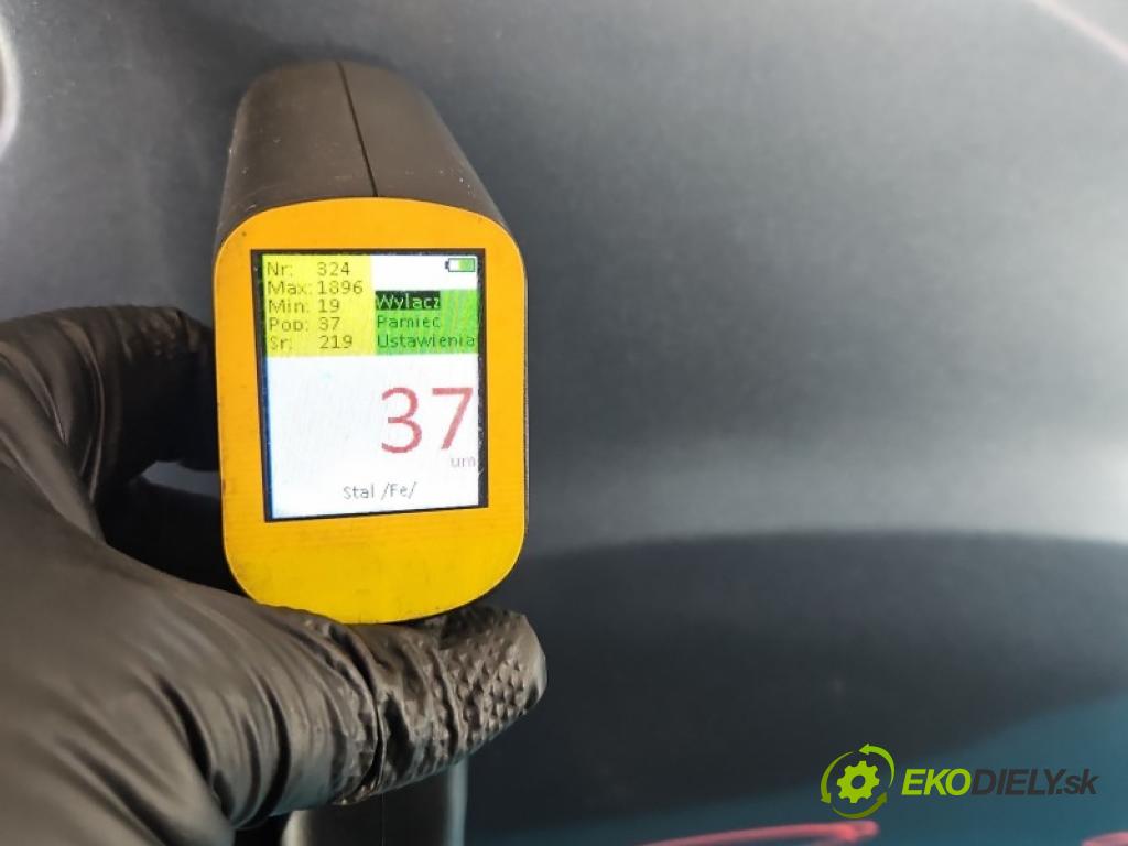Citroen Berlingo II 2008-2018 1.6 hdi 90 HP manual 66 kW 1560 cm3 5- blatník predné pravý  (Kľučka dverí ostatné)