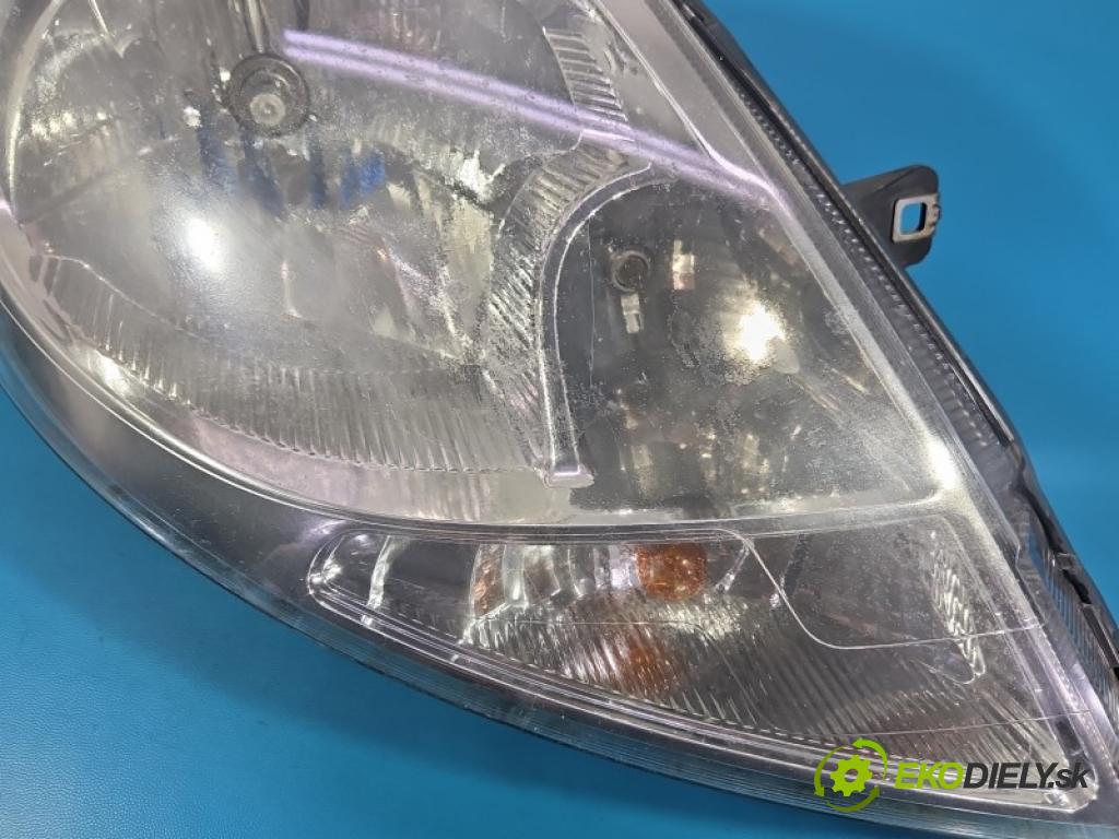 Nissan Primastar 2001-2014 2.0 dci 90 HP manual 66 kW 1995 cm3 5- Reflektor: pravý 8200701356 (Svetlo predné pravé)