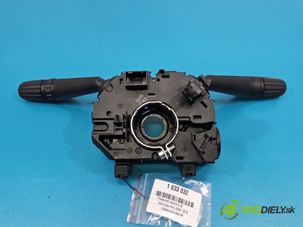 Alfa romeo Mito 2008-2018 1.4 T 955A2000 135 HP manual 99 kW 1368 cm3 3- prepínač komplex: 01560809770 (Prepínacie páčky pod volantom)