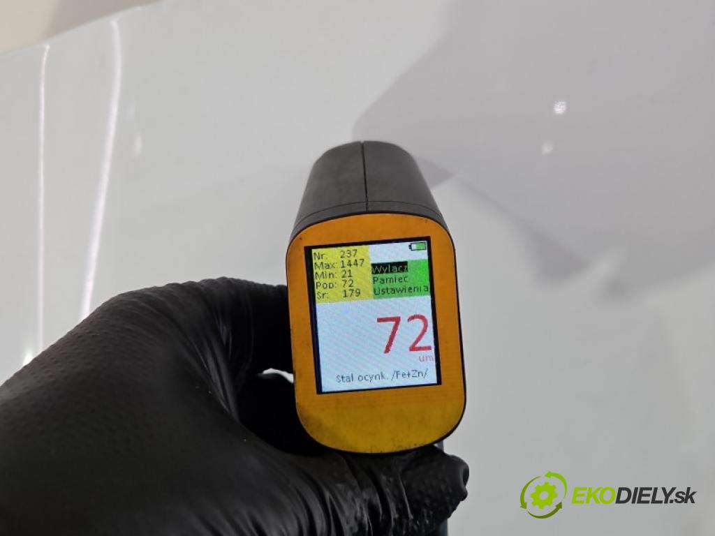 Ford Transit Courier 2014-2023 1.5 tdci 100 HP manual 73.8 kW 1499 cm3 5- kapota predná