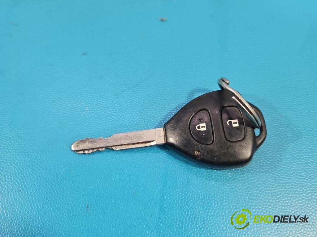 Toyota Auris I 2006-2013 1.4 vvti 97KM manual 71 kW 1398 cm3 5- riadiaca jednotka motora 0261201209