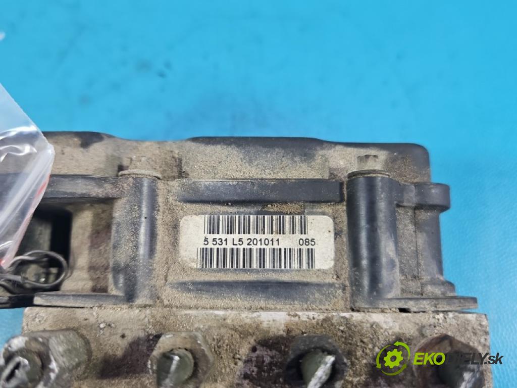 Toyota Corolla E15 2007-2014 1.6 vvti 132  HP manual 97 kW 1598 cm3 4- čerpadlo abs 0265800986 (Pumpa ABS)