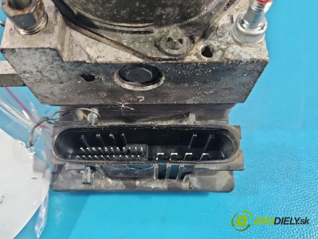Toyota Corolla E15 2007-2014 1.6 vvti 132  HP manual 97 kW 1598 cm3 4- čerpadlo abs 0265800986 (Pumpa ABS)