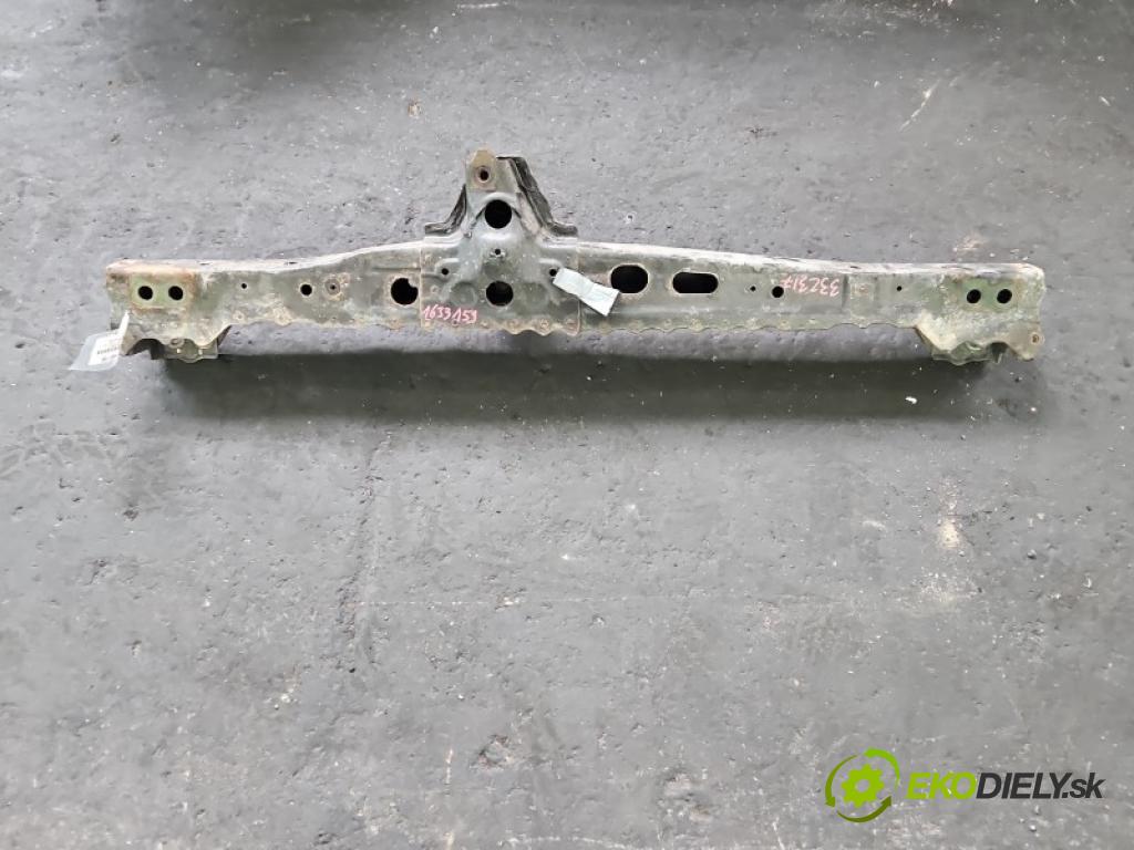 Toyota Corolla E15 2007-2014 1.6 vvti 132 hp manual 97 kW 1598 cm3 4- výztuha motoru