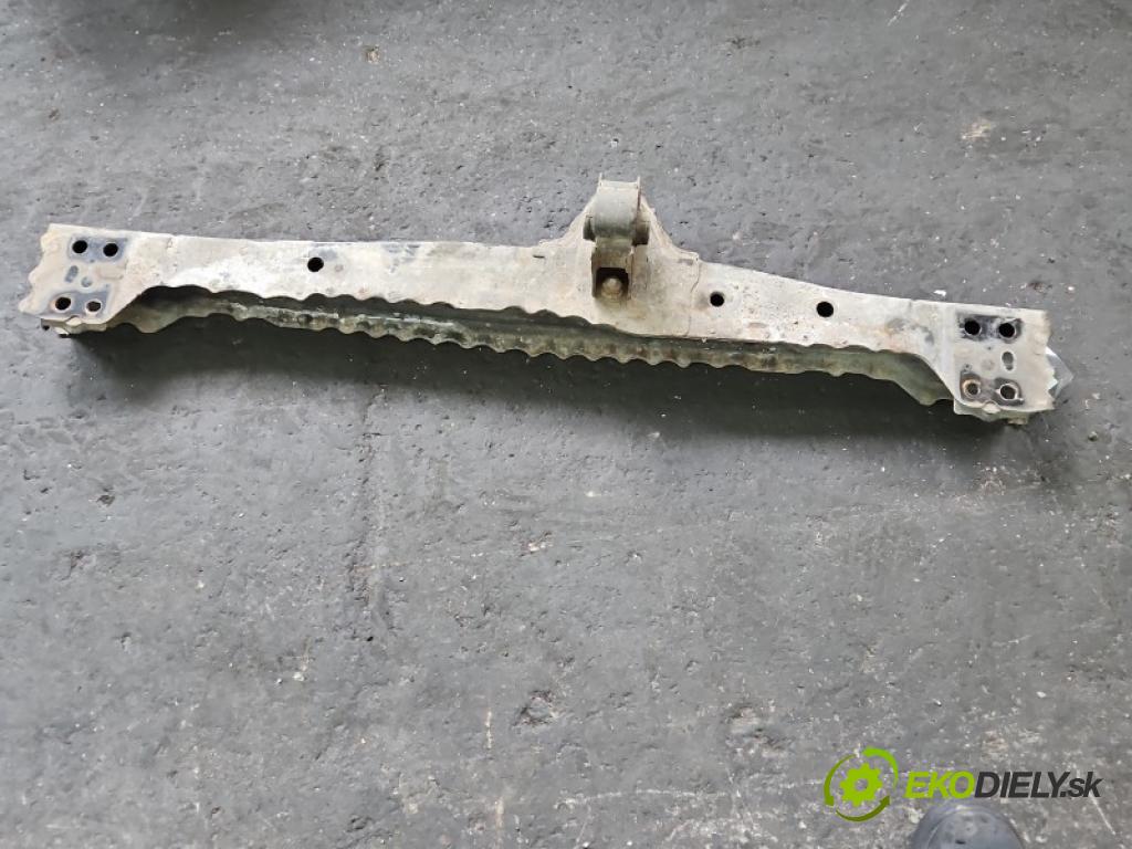 Toyota Corolla E15 2007-2014 1.6 vvti 132 hp manual 97 kW 1598 cm3 4- výztuha motoru 