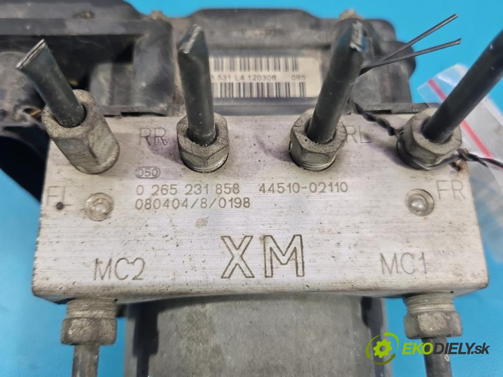 Toyota Auris I 2006-2013 1.4 vvti 97KM manual 71 kW 1398 cm3 5- čerpadlo abs 0265800527 (Pumpa ABS)