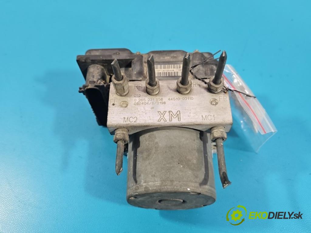 Toyota Auris I 2006-2013 1.4 vvti 97KM manual 71 kW 1398 cm3 5- čerpadlo abs 0265800527 (Pumpa ABS)