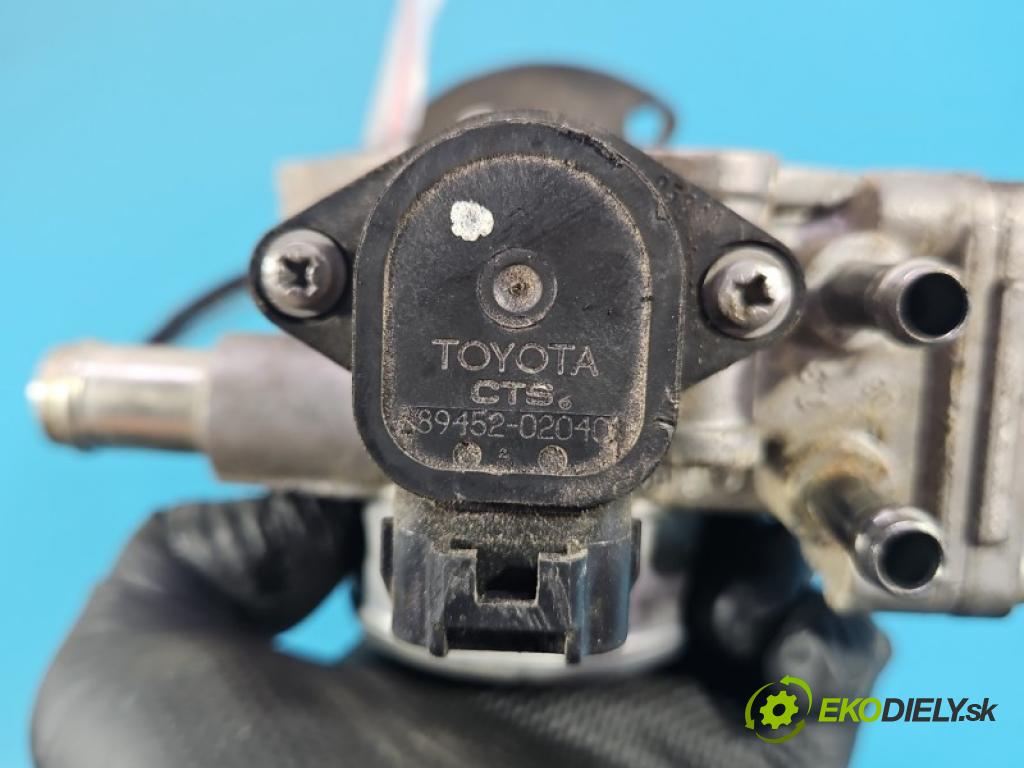 Toyota Auris I 2006-2013 1.4 vvti 97KM manual 71 kW 1398 cm3 5- škrticí klapka 22270-22050 (Škrticí klapka)