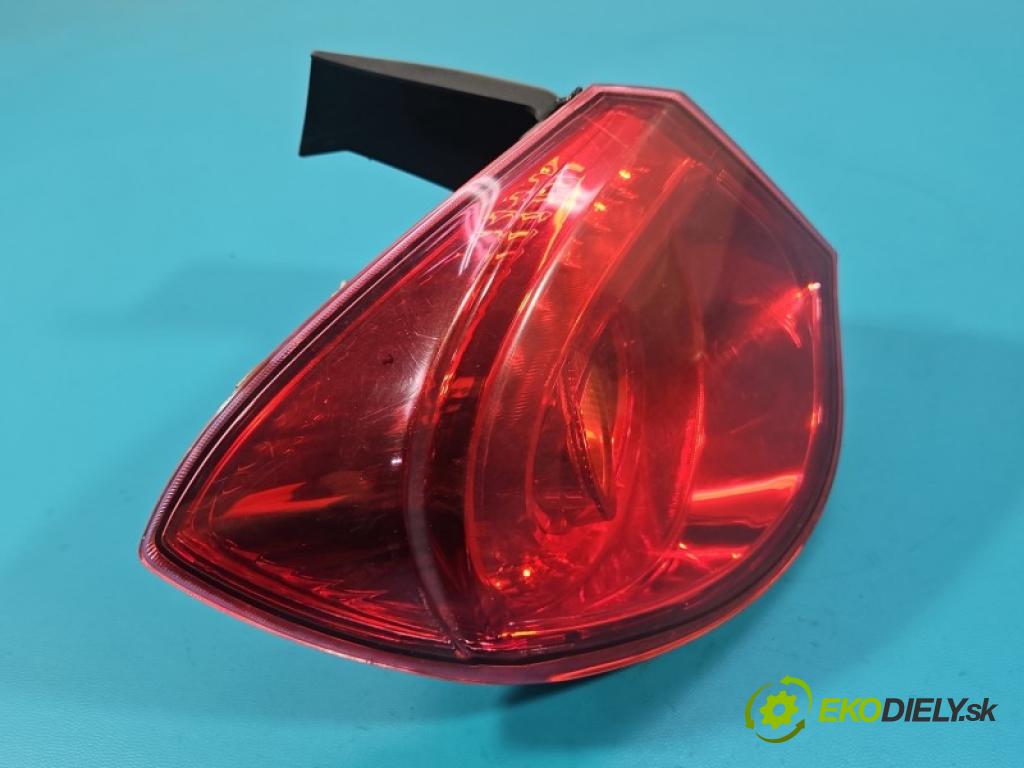 Alfa romeo Giulietta 2.0 jtd 140 HP manual 103 kW 1956 cm3 5- svetlo / reflektor zadné ľavé blatník 50513613