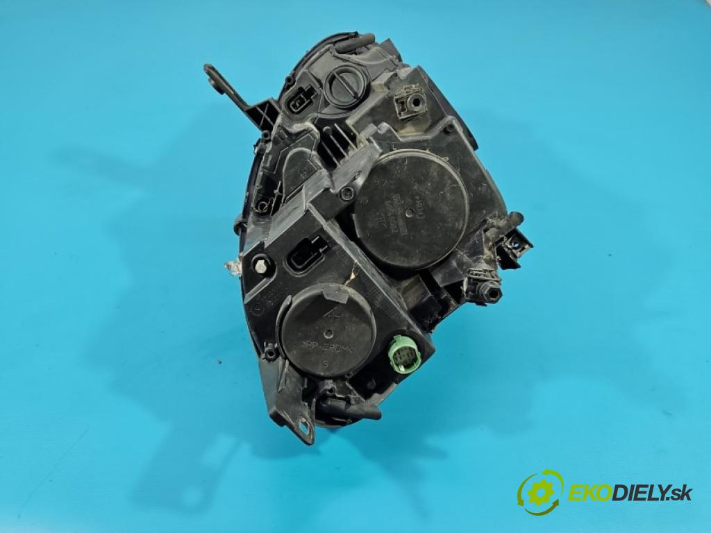 Alfa romeo Giulietta 2.0 jtd 140 HP manual 103 kW 1956 cm3 5- Reflektor: ľavý 5200143277 (Kľučka dverí ostatné)