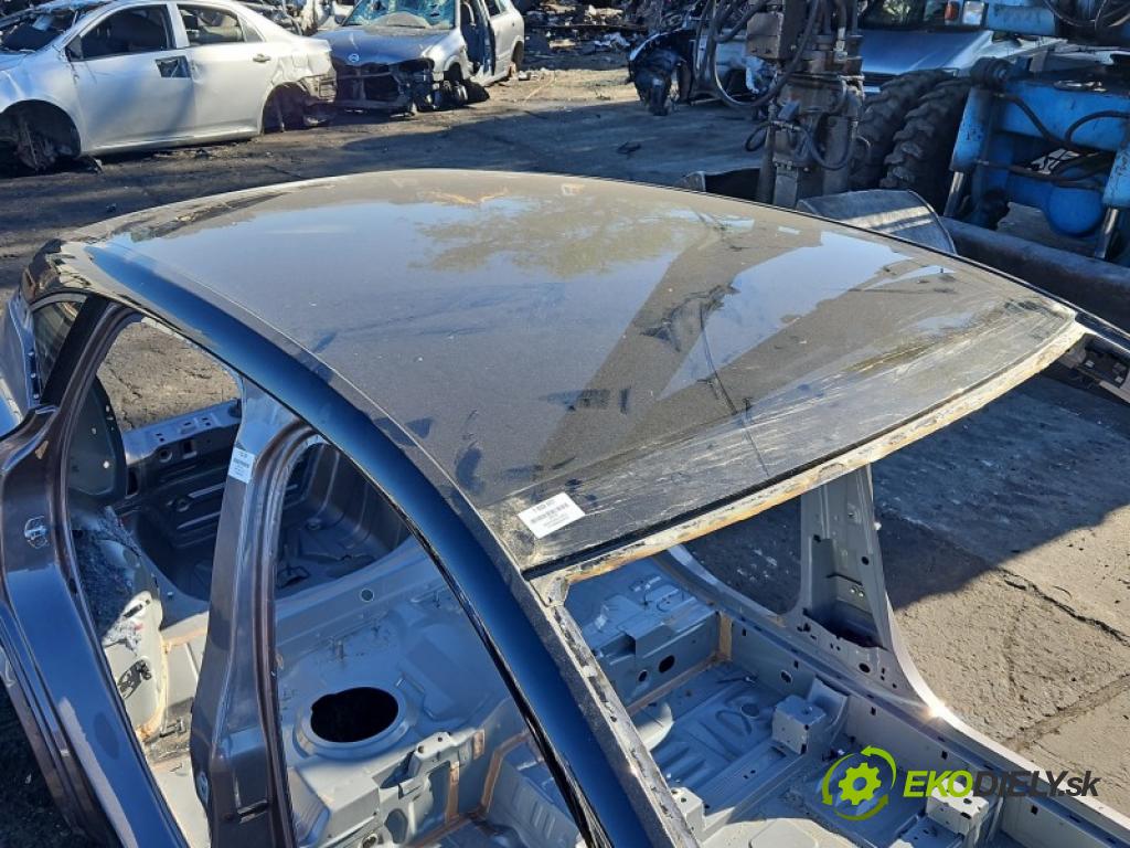 Renault Captur II 2019- 1.3 140 hp manual 103 kW 1332 cm3 5- Strecha: 