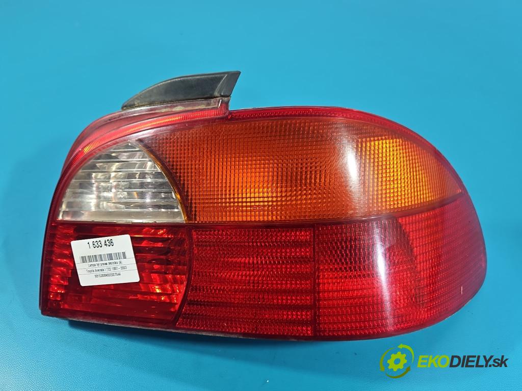 Toyota Avensis I T22 1997-2003 2.0 16V 128 HP manual 94 kW 1998 cm3 4- svetlo / reflektor zadné pravé blatník 