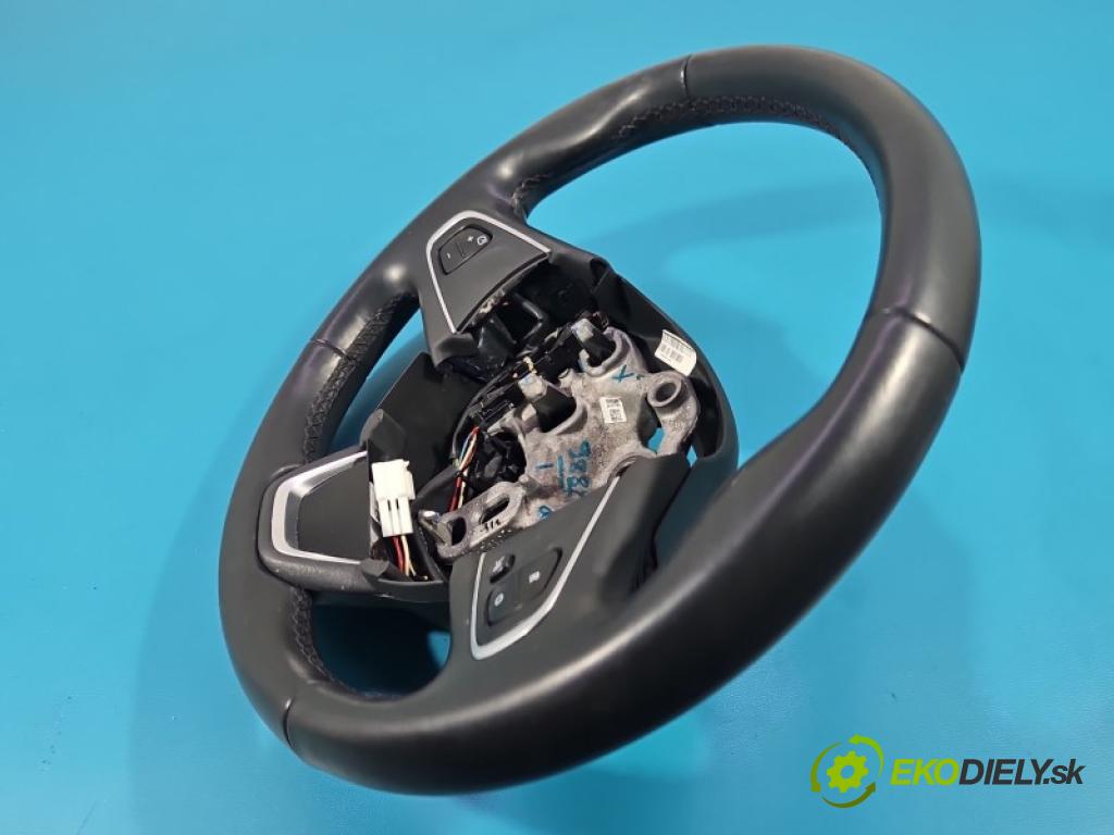 Renault Captur I 2013-2019 1.2 118 hp automatic 87 kW 1197 cm3 5- volant  (Volant)