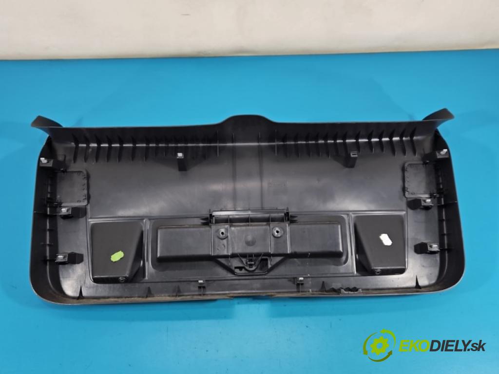 Vw Passat B7 2010-2014 2.0 tdi 140 HP automatic 103 kW 1968 cm3 5- Čalounictví: kufrové dvere 3C9867605J