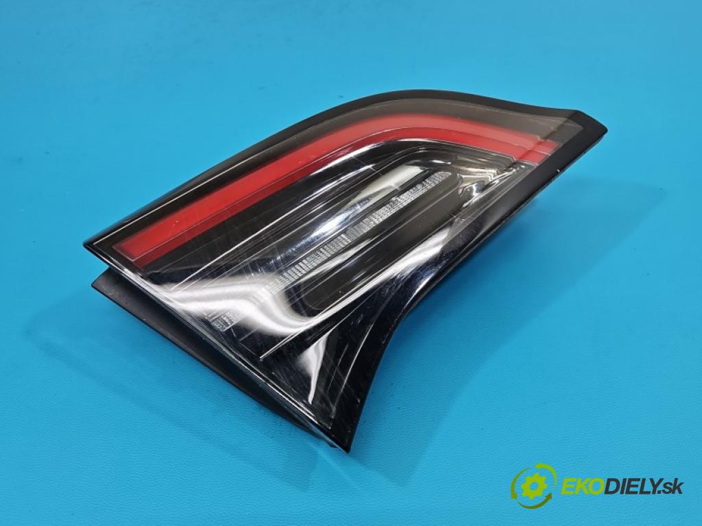 Tesla Model Y 0.0 automatic 378 kW  5- svetlo / reflektor zadné ľavé kufrové dvere 1502088-00-B