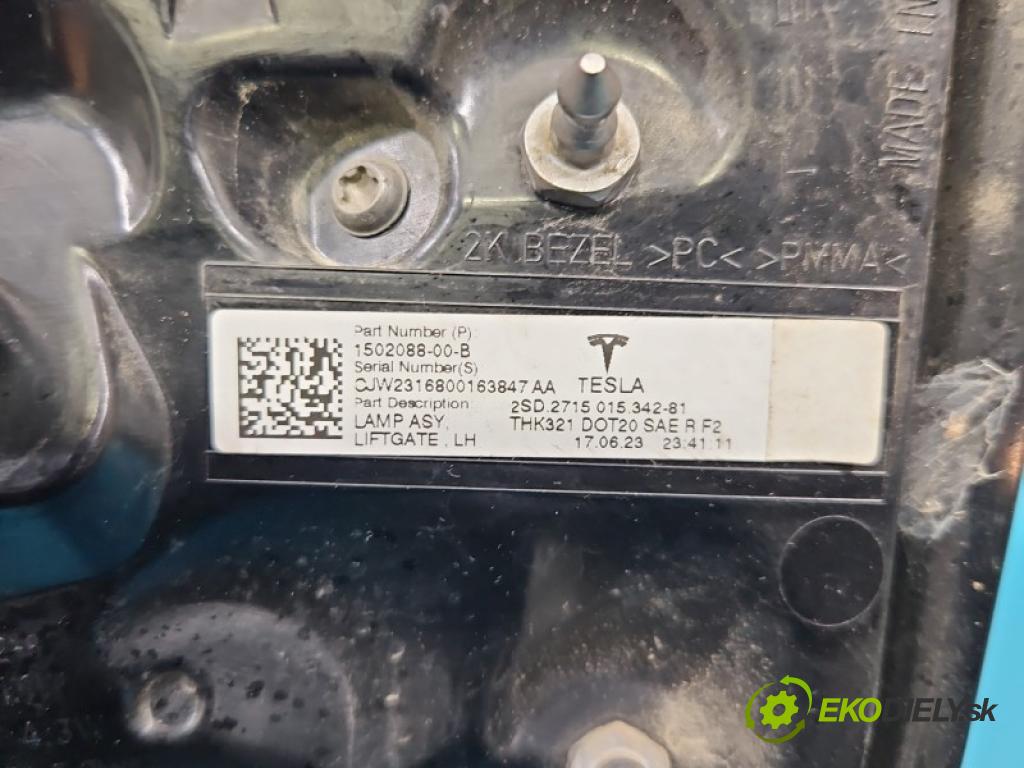 Tesla Model Y 0.0 automatic 378 kW  5- svetlo / reflektor zadné ľavé kufrové dvere 1502088-00-B